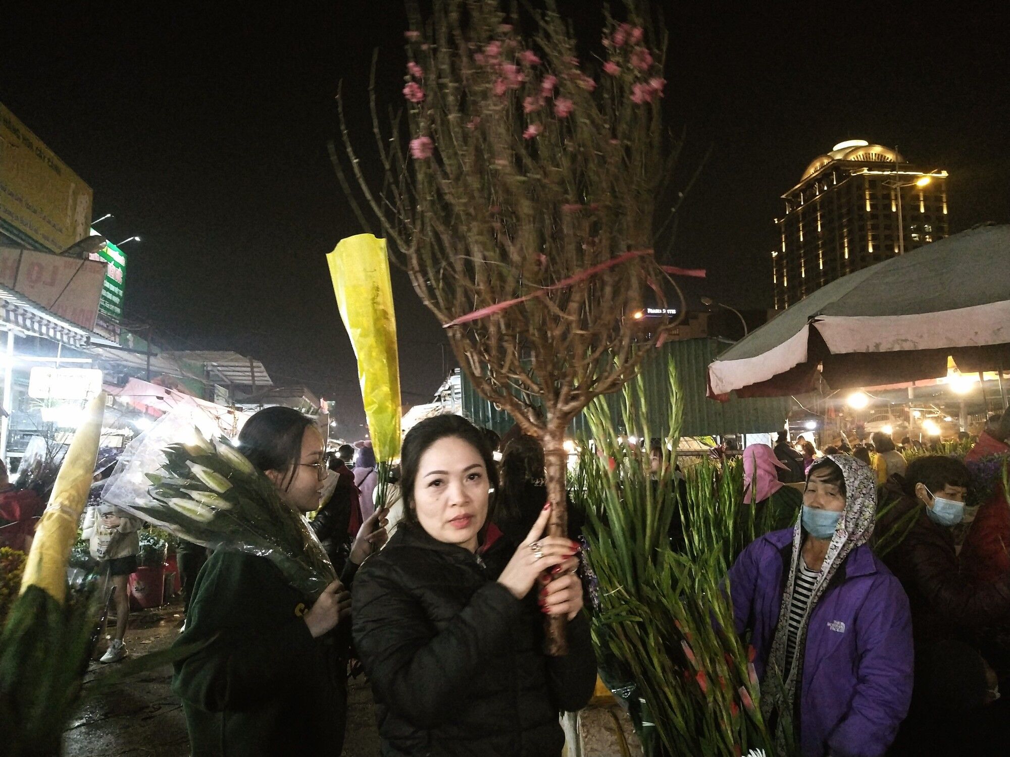Quang Ba Tet Flower Market during Tet Festival